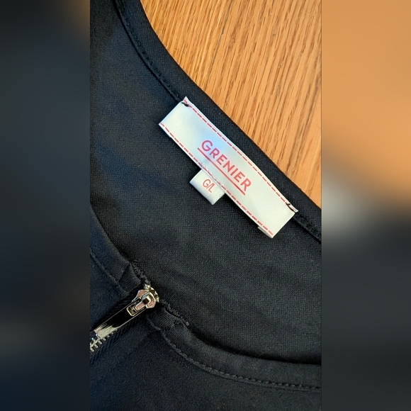 Grenier Black Zip-Up Jacket 3/$20 - Picture 2 of 4